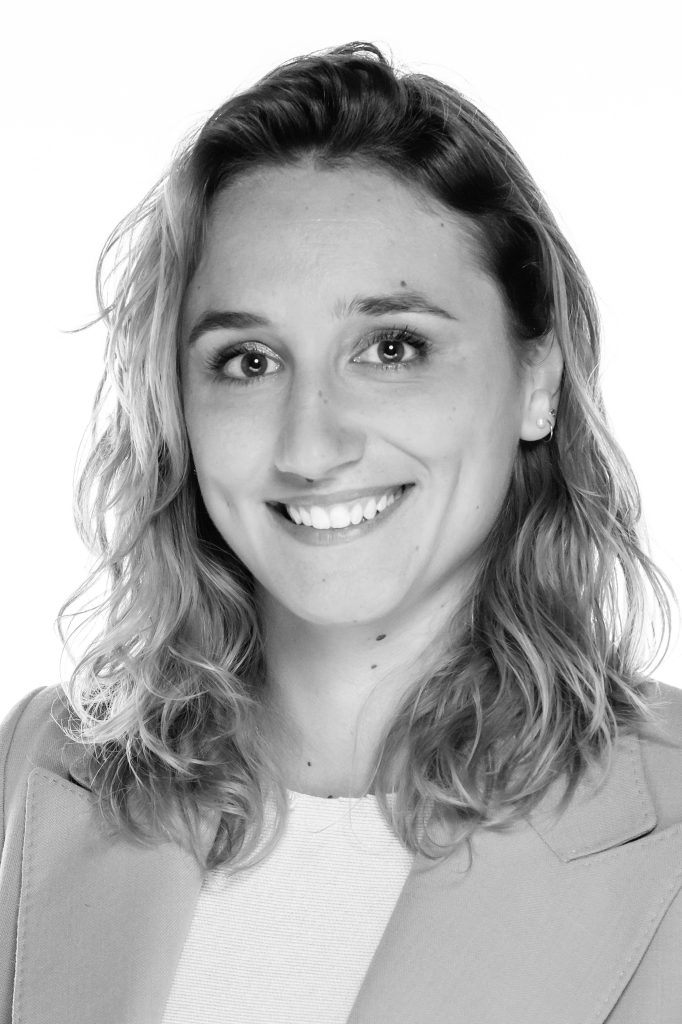 Juliette Oudin, consultante partenaire spécialisée en médiation au travail, collaborant avec Workcare - Cabinet Echo Médiation